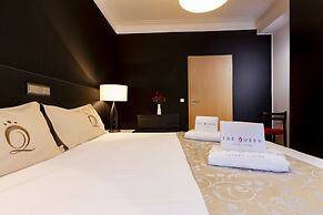 The Queen Luxury Apartments - Villa Serena