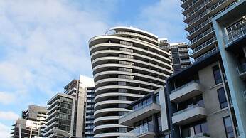 Apartments Melbourne Domain - New Quay Docklands