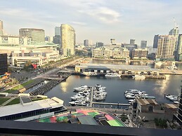 Apartments Melbourne Domain - New Quay Docklands