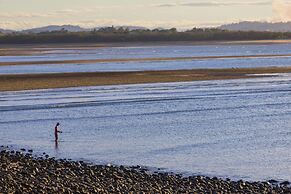 Oaks Mackay Rivermarque Hotel