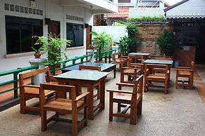 Tri Gong Hotel