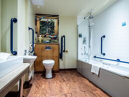 Chessington Safari Hotel