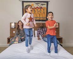 Chessington Safari Hotel