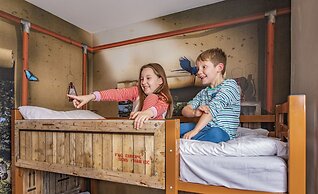 Chessington Safari Hotel