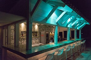 Alkinoos Beach Hotel