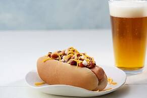 Drury Inn & Suites Denver Central Park