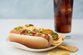 Drury Inn & Suites Denver Central Park