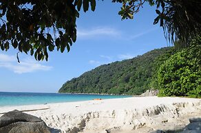 BuBu Long Beach Resort