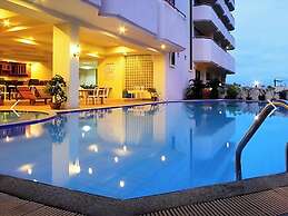 Mike Beach Resort Pattaya - SHA