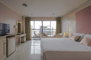 Mike Beach Resort Pattaya - SHA