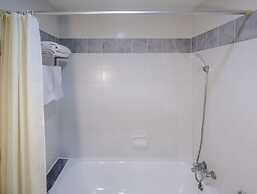 Mike Beach Resort Pattaya - SHA