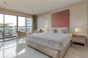 Mike Beach Resort Pattaya - SHA