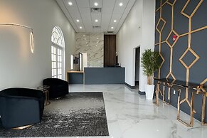 Serena Inn