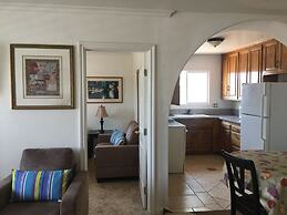 The Shores Inn and Beach Houses