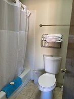 The Shores Inn and Beach Houses