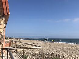 The Shores Inn and Beach Houses