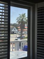 The Shores Inn and Beach Houses