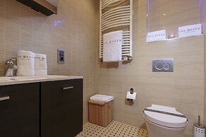 The Queen Luxury Apartments - Villa Medici