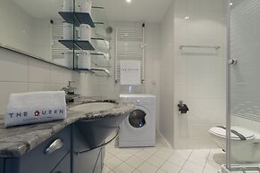 The Queen Luxury Apartments - Villa Medici