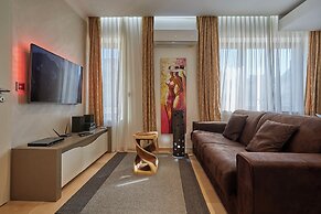 The Queen Luxury Apartments - Villa Medici