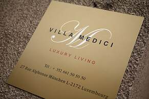 The Queen Luxury Apartments - Villa Medici