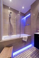 The Queen Luxury Apartments - Villa Medici