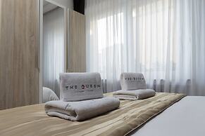 The Queen Luxury Apartments - Villa Medici