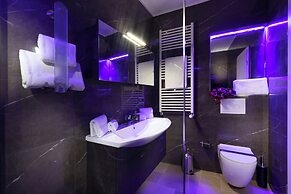 The Queen Luxury Apartments - Villa Medici