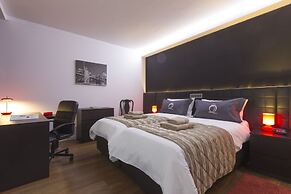 The Queen Luxury Apartments - Villa Medici