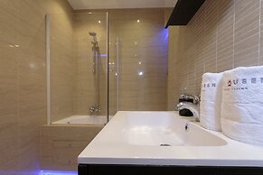 The Queen Luxury Apartments - Villa Medici