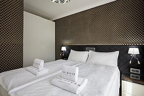 The Queen Luxury Apartments - Villa Medici