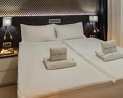 The Queen Luxury Apartments - Villa Medici