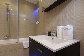 The Queen Luxury Apartments - Villa Medici