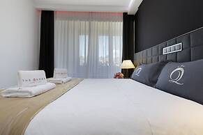 The Queen Luxury Apartments - Villa Medici