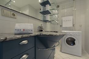 The Queen Luxury Apartments - Villa Medici