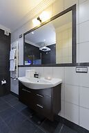 The Queen Luxury Apartments - Villa Cortina