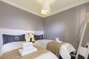 The Queen Luxury Apartments - Villa Cortina