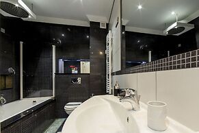 The Queen Luxury Apartments - Villa Cortina