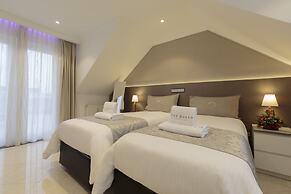 The Queen Luxury Apartments - Villa Cortina