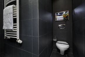 The Queen Luxury Apartments - Villa Cortina