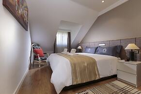 The Queen Luxury Apartments - Villa Cortina