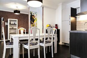 The Queen Luxury Apartments - Villa Cortina