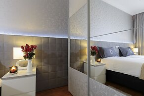 The Queen Luxury Apartments - Villa Cortina