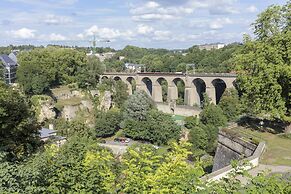 The Queen Luxury Apartments - Villa Cortina