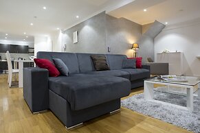 The Queen Luxury Apartments - Villa Cortina