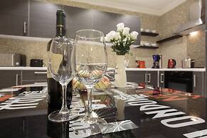 The Queen Luxury Apartments - Villa Cortina