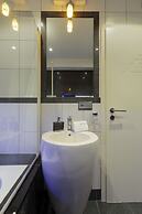 The Queen Luxury Apartments - Villa Cortina