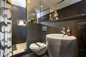 The Queen Luxury Apartments - Villa Cortina