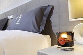 The Queen Luxury Apartments - Villa Cortina