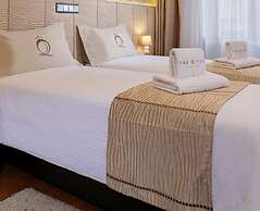 The Queen Luxury Apartments - Villa Cortina